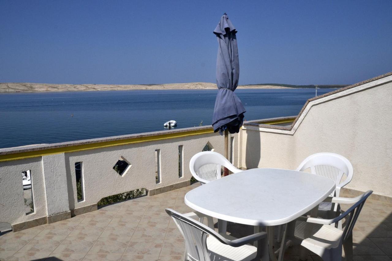 Apartments By The Sea Kustici, Pag - 6335 Zubovići Kültér fotó